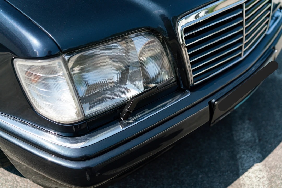 1994 Mercedes-Benz W124 E-Class - Image 17 of 31
