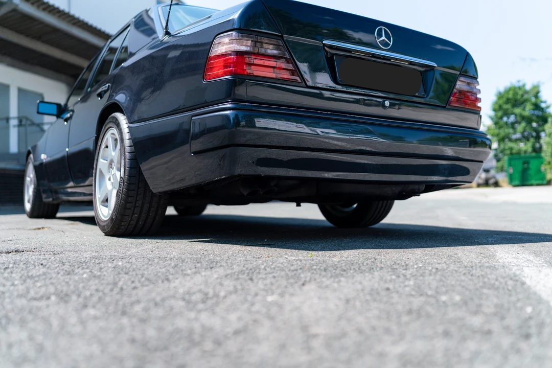 1994 Mercedes-Benz W124 E-Class - Image 27 of 31