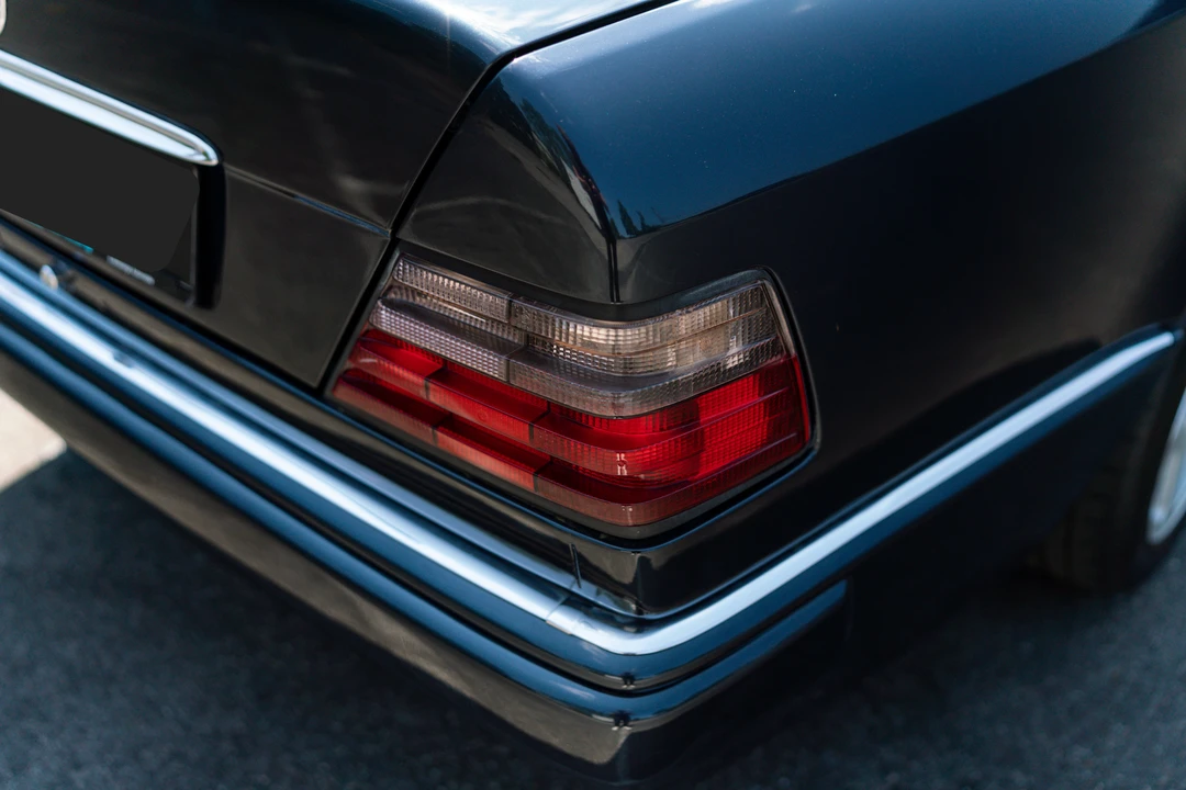 1994 Mercedes-Benz W124 E-Class - Image 31 of 31