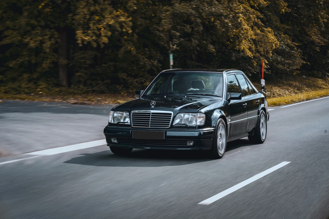 1994 Mercedes-Benz W124 E-Class - Image 10 of 31