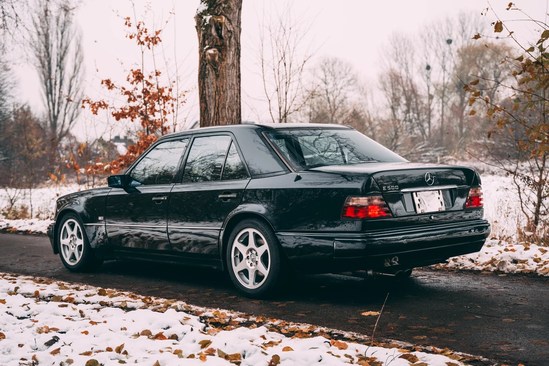 1995 Mercedes-Benz W124 E-Class - Image 6 of 31