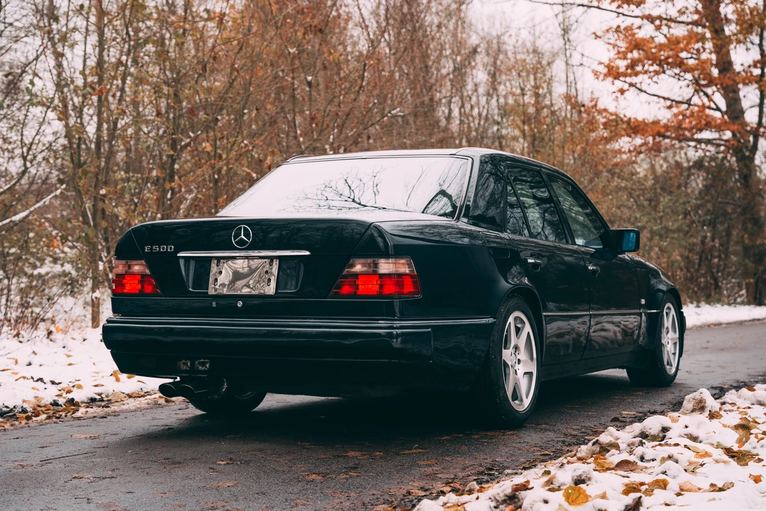 1995 Mercedes-Benz W124 E-Class - Image 8 of 31