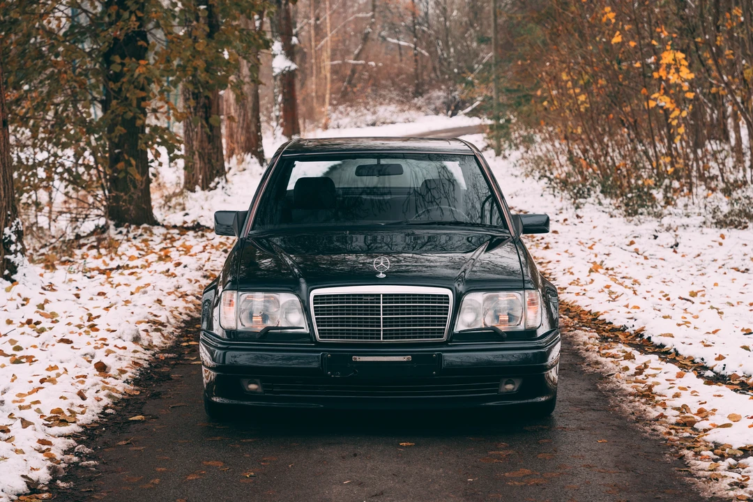 1995 Mercedes-Benz W124 E-Class - Image 11 of 31
