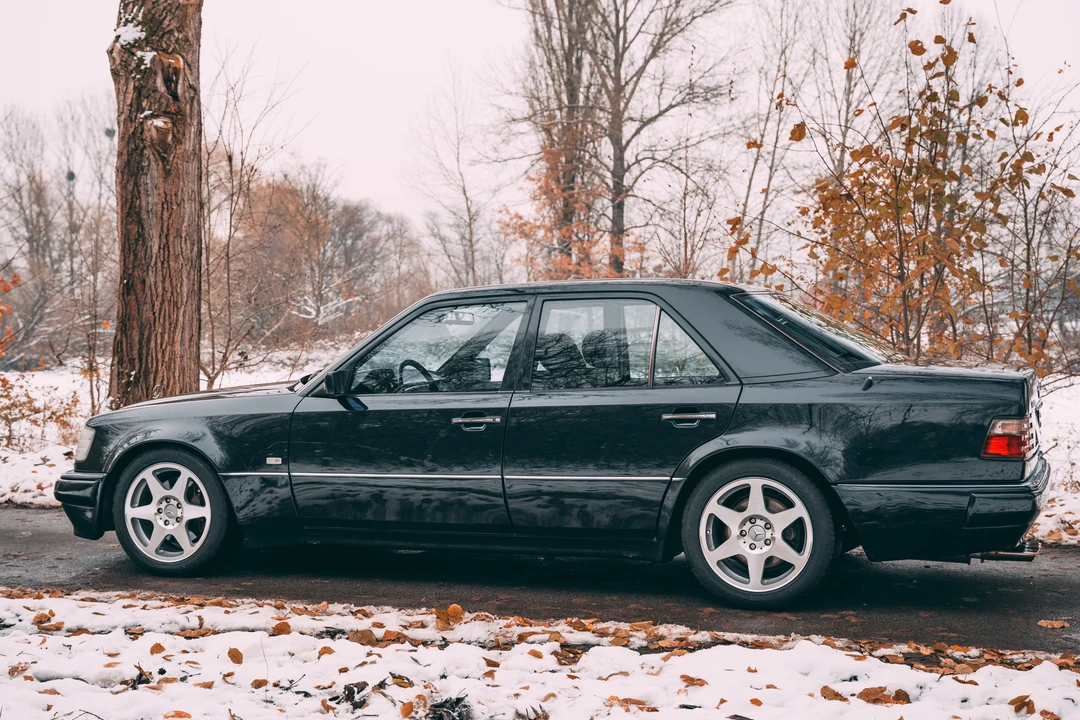 1995 Mercedes-Benz W124 E-Class - Image 5 of 31