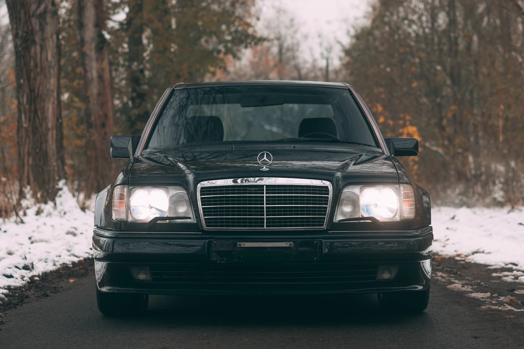1995 Mercedes-Benz W124 E-Class - Image 3 of 31