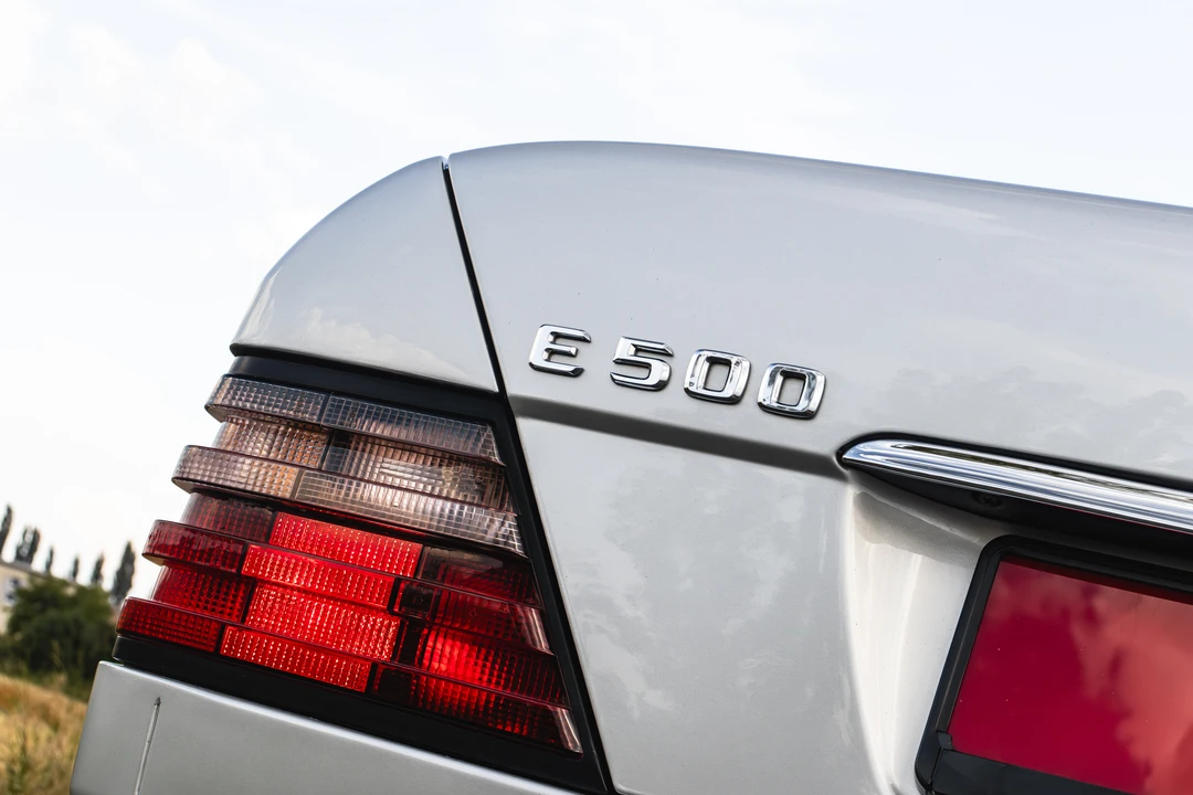 1995 Mercedes-Benz 500E & E500 - Image 16 of 31
