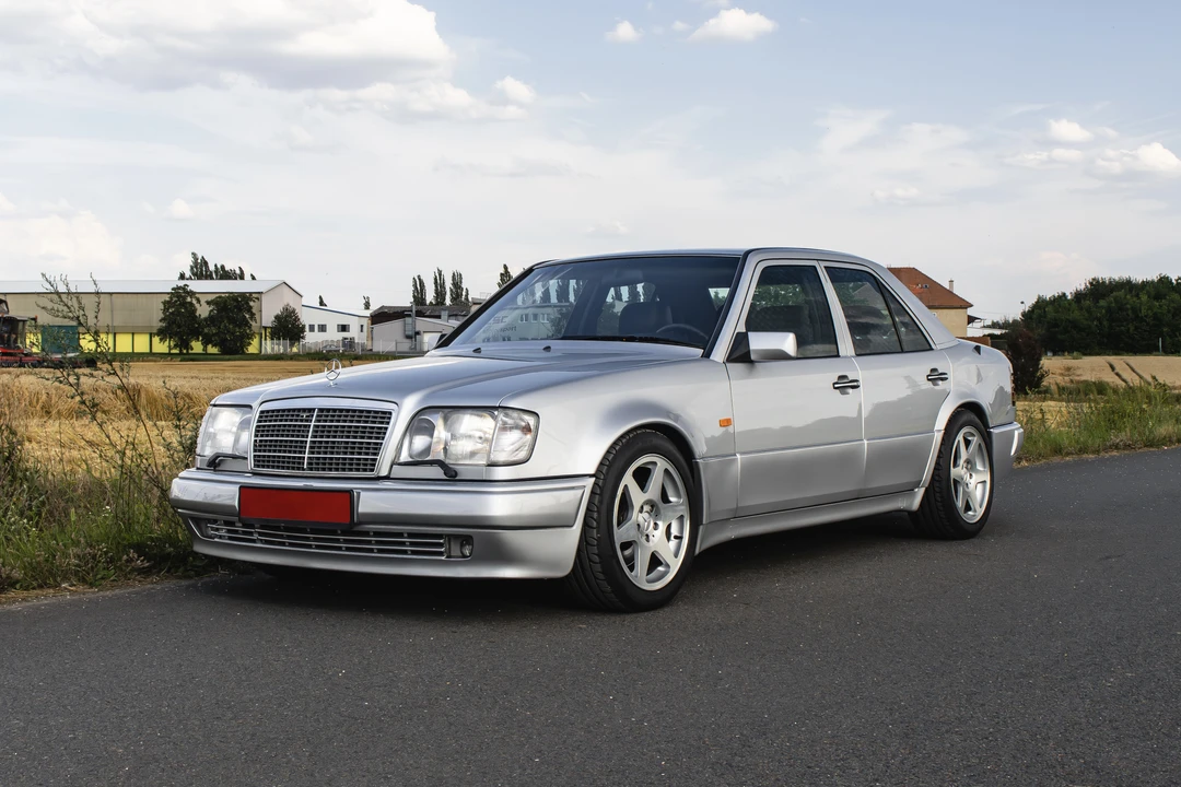 1995 Mercedes-Benz 500E & E500 - Image 7 of 31