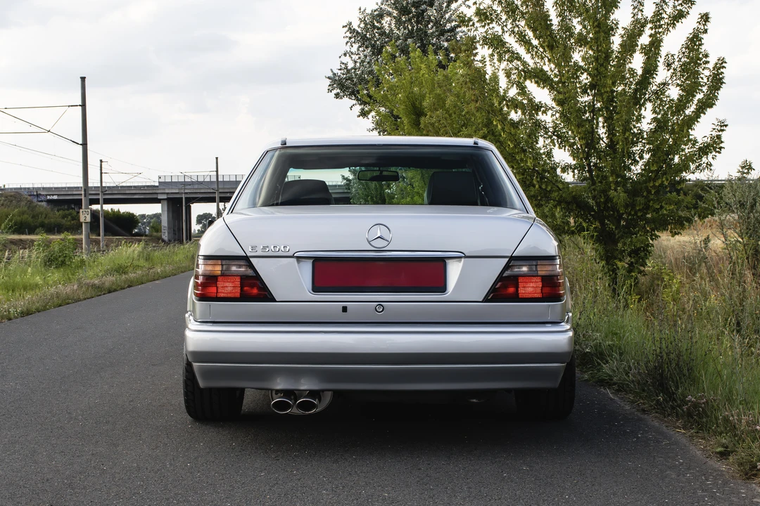 1995 Mercedes-Benz 500E & E500 - Image 9 of 31