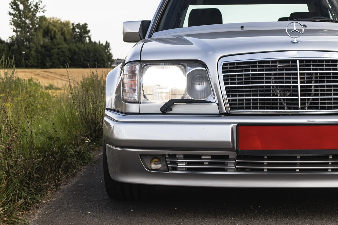 1995 Mercedes-Benz 500E & E500 - Image 11 of 31