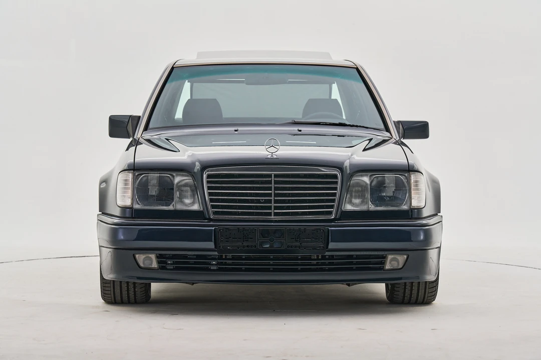 1994 Mercedes-Benz 500E & E500 - Image 2 of 31