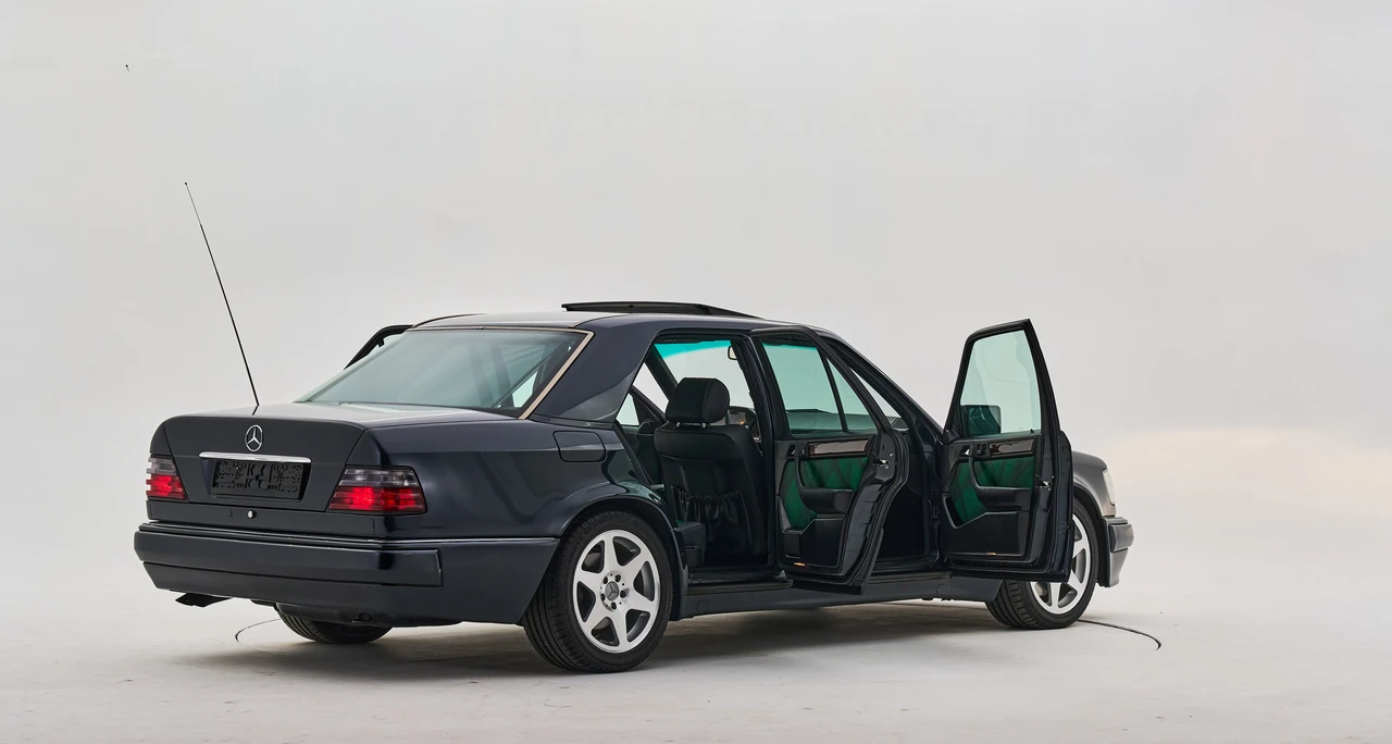 1994 Mercedes-Benz 500E & E500 - Image 12 of 31