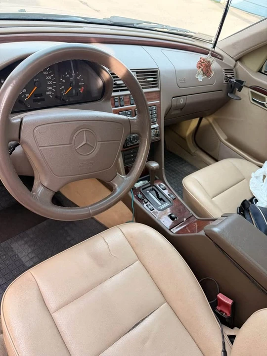 1994 Mercedes-Benz W202 C-Class - Image 5 of 9