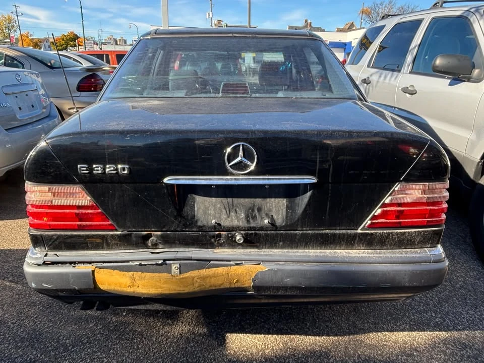 1994 Mercedes-Benz W124 E-Class - Image 5 of 8