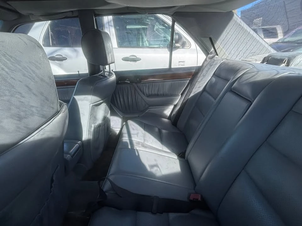 1994 Mercedes-Benz W124 E-Class - Image 8 of 8