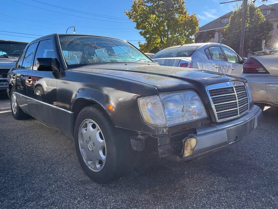 1994 Mercedes-Benz W124 E-Class - Image 3 of 8