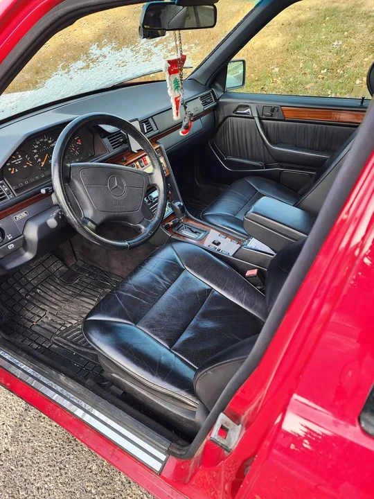1994 Mercedes-Benz W124 E-Class - Image 5 of 7