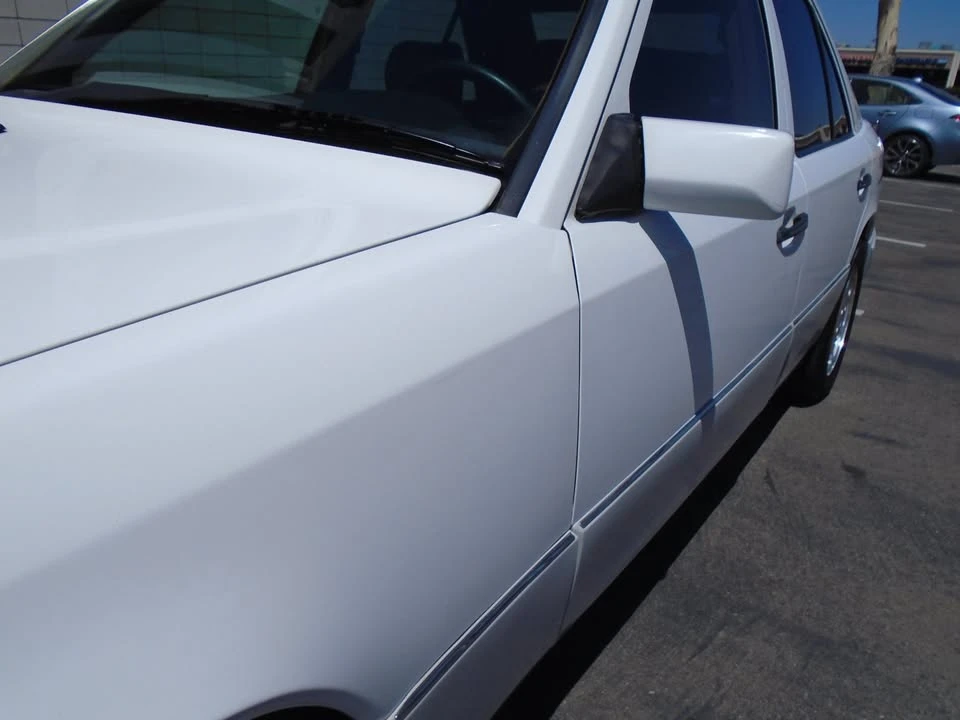 1994 Mercedes-Benz W124 E-Class - Image 12 of 20