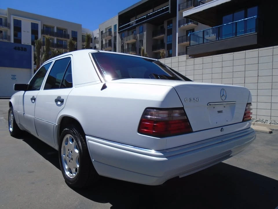 1994 Mercedes-Benz W124 E-Class - Image 5 of 20