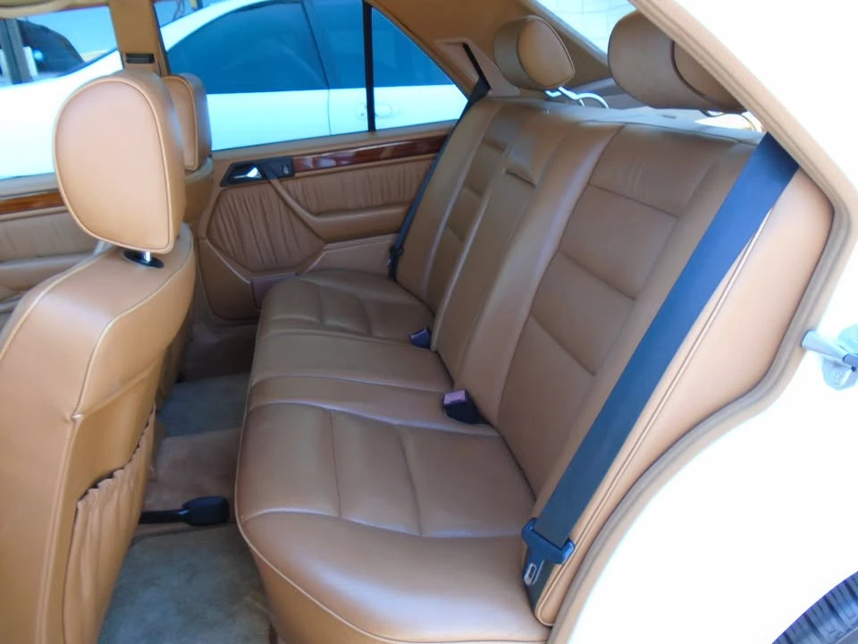 1994 Mercedes-Benz W124 E-Class - Image 17 of 20