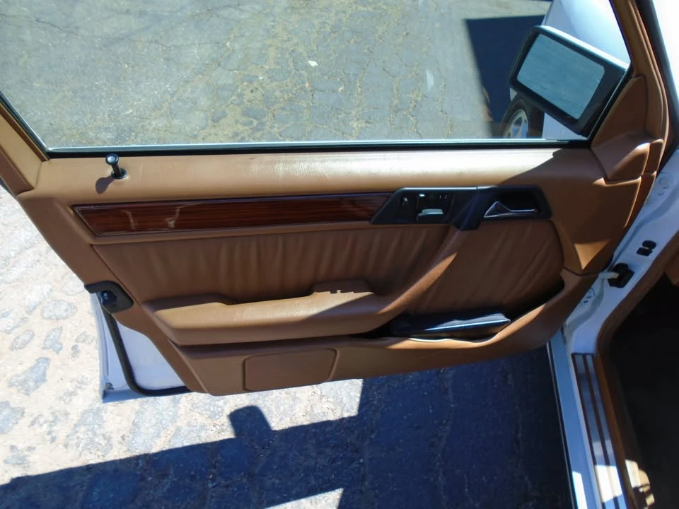 1994 Mercedes-Benz W124 E-Class - Image 14 of 20