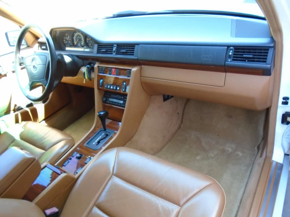 1994 Mercedes-Benz W124 E-Class - Image 16 of 20