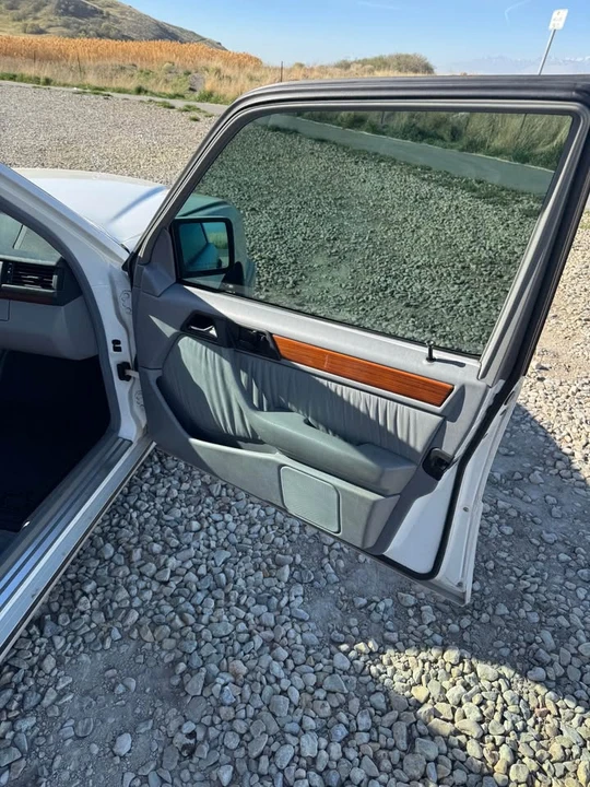 1994 Mercedes-Benz W124 E-Class - Image 10 of 10