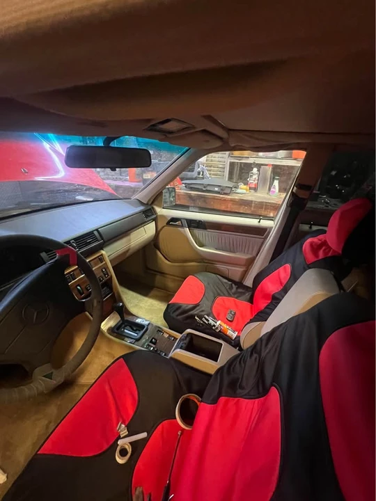 1994 Mercedes-Benz W124 E-Class - Image 3 of 14