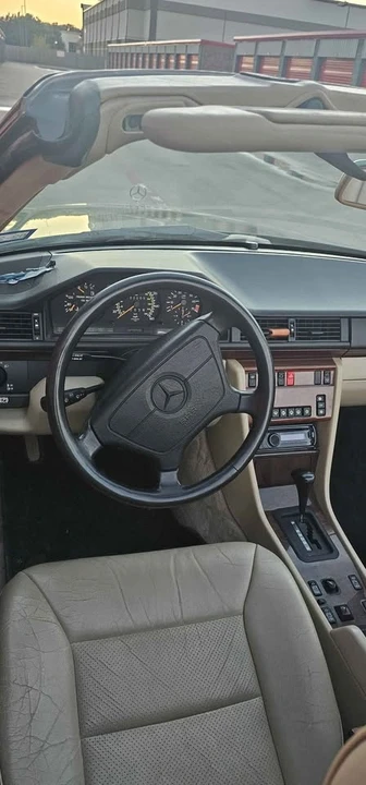 1994 Mercedes-Benz W124 E-Class - Image 8 of 9