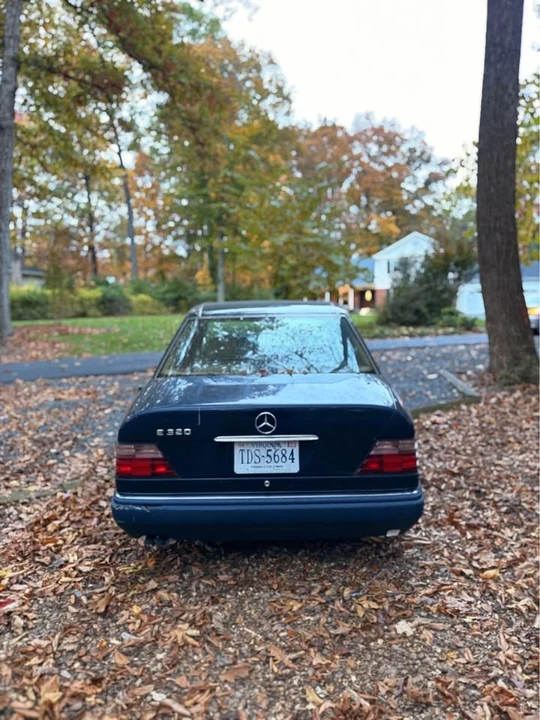 1994 Mercedes-Benz W124 E-Class - Image 5 of 12