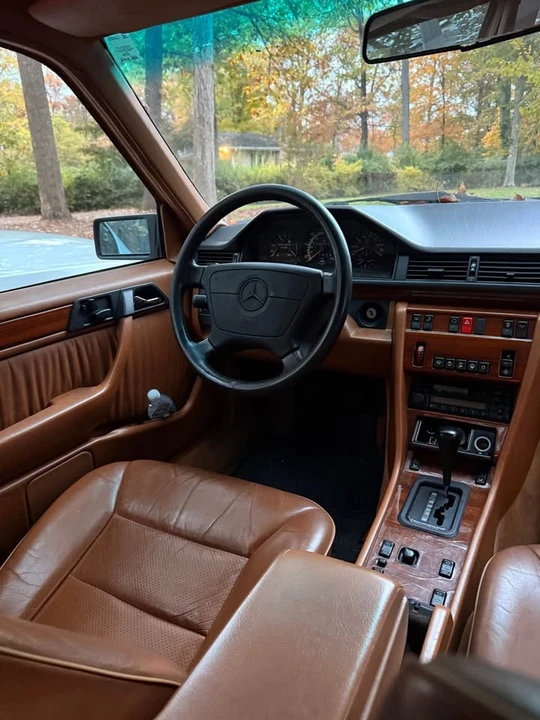 1994 Mercedes-Benz W124 E-Class - Image 7 of 12
