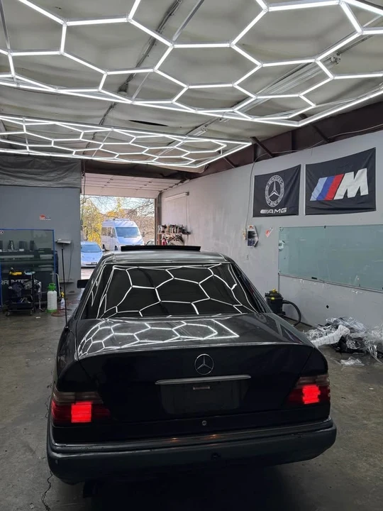 1994 Mercedes-Benz W124 E-Class - Image 4 of 15
