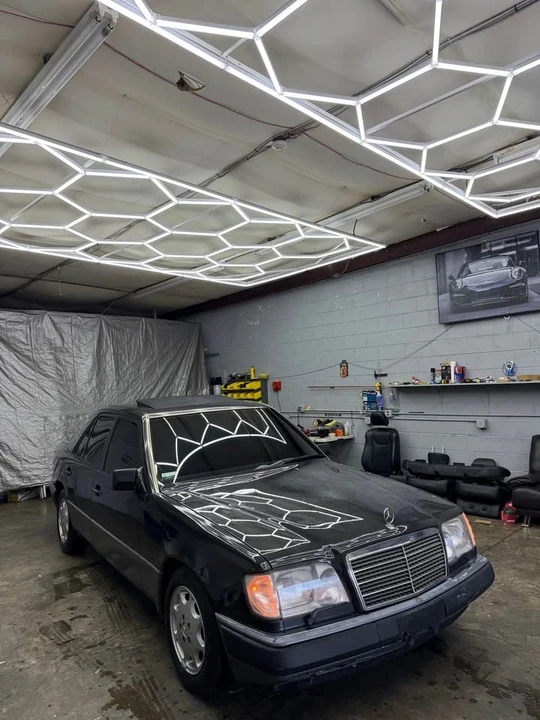 1994 Mercedes-Benz W124 E-Class - Image 2 of 15