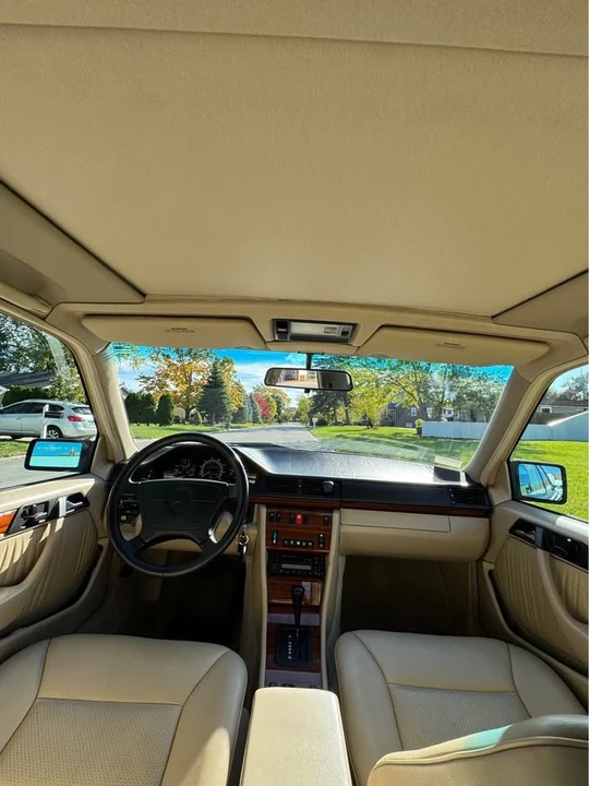 1994 Mercedes-Benz W124 E-Class - Image 15 of 19
