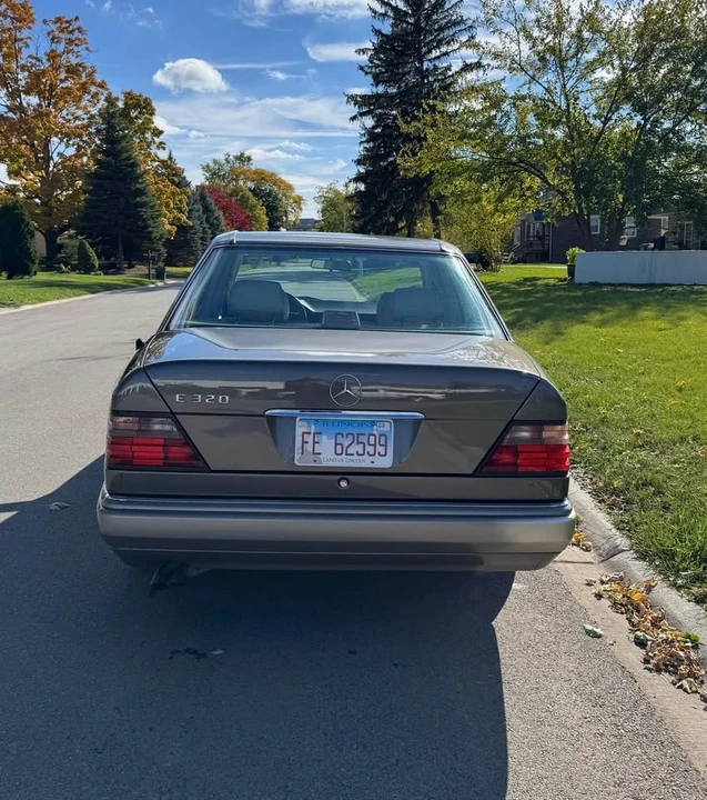 1994 Mercedes-Benz W124 E-Class - Image 6 of 19