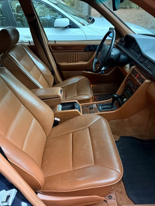 1994 Mercedes-Benz W124 E-Class - Image 9 of 12
