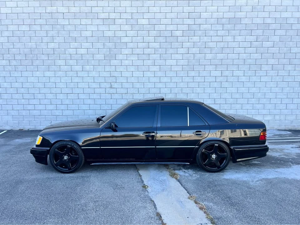 1994 Mercedes-Benz W124 E-Class - Image 2 of 13