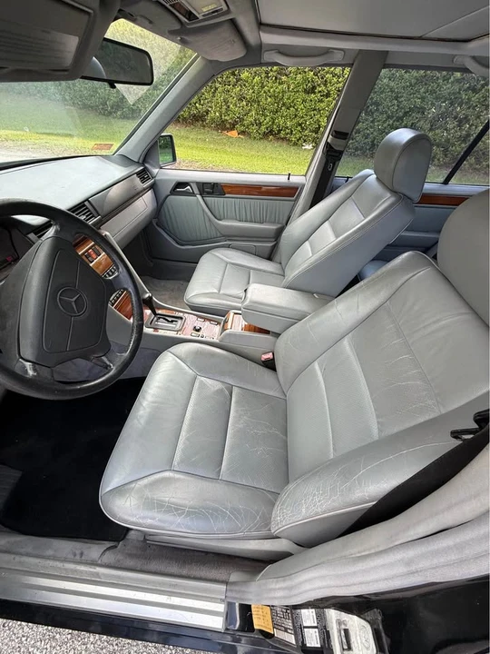 1994 Mercedes-Benz W124 E-Class - Image 10 of 16