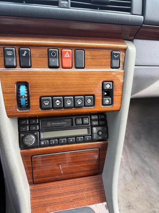 1994 Mercedes-Benz W124 E-Class - Image 16 of 16