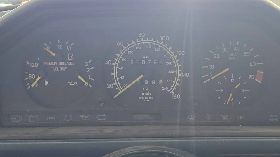 1994 Mercedes-Benz W124 E-Class - Image 8 of 10