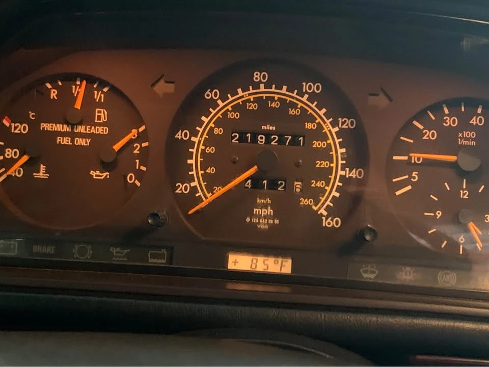 1994 Mercedes-Benz W124 E-Class - Image 4 of 6
