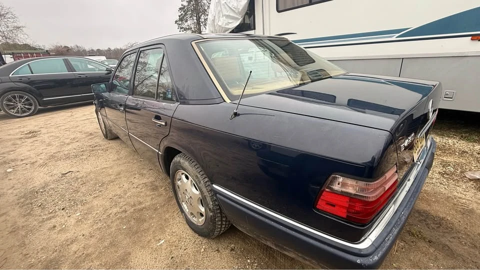 1994 Mercedes-Benz W124 E-Class - Image 3 of 8