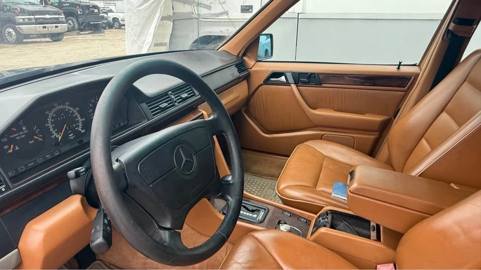 1994 Mercedes-Benz W124 E-Class - Image 6 of 8