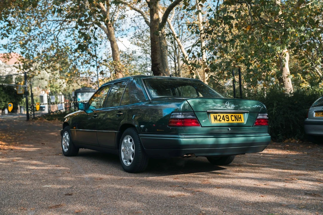 1994 Mercedes-Benz W124 E-Class - Image 8 of 30