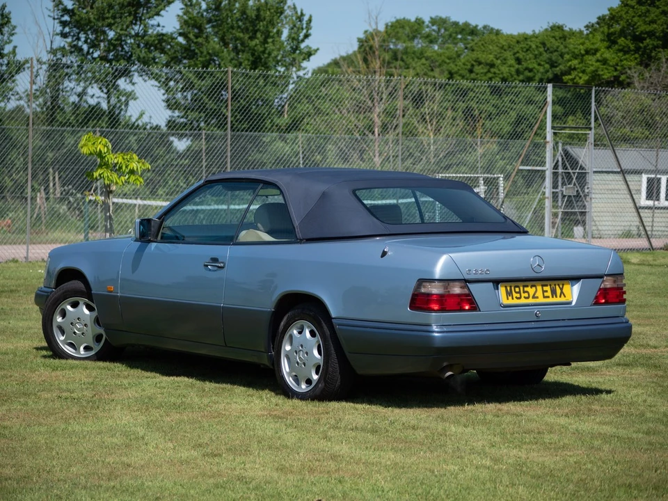 1994 Mercedes-Benz W124 E-Class - Image 29 of 30