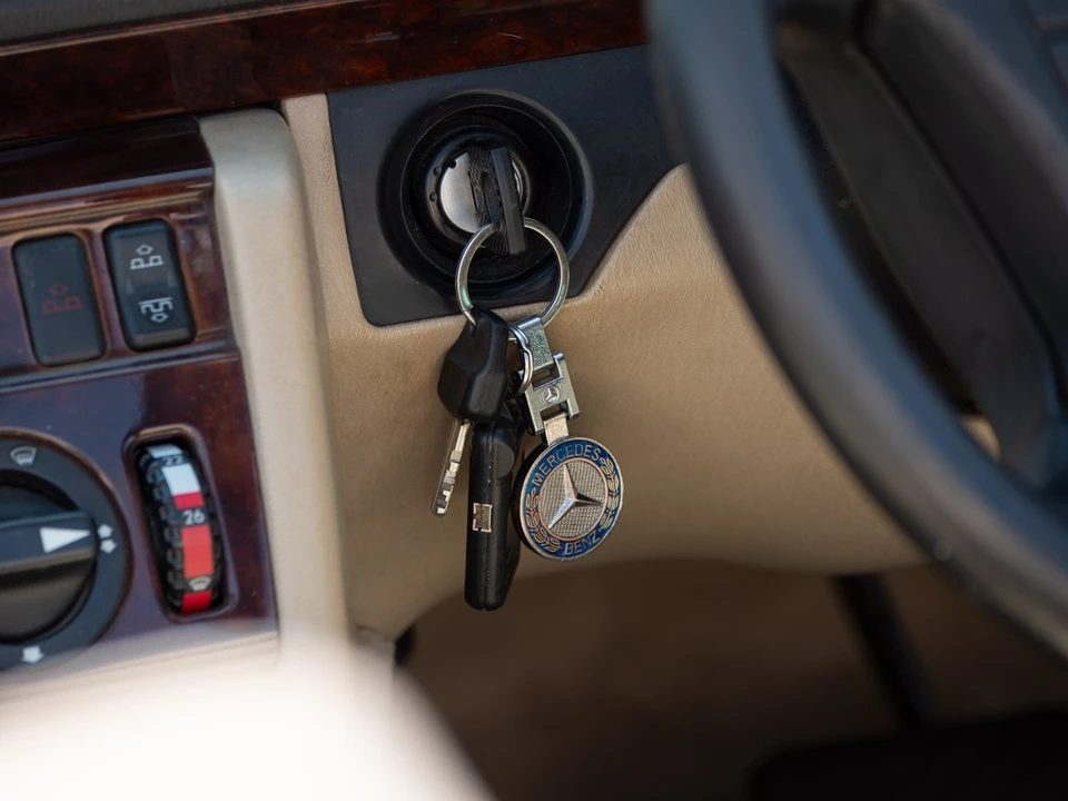 1994 Mercedes-Benz W124 E-Class - Image 19 of 30