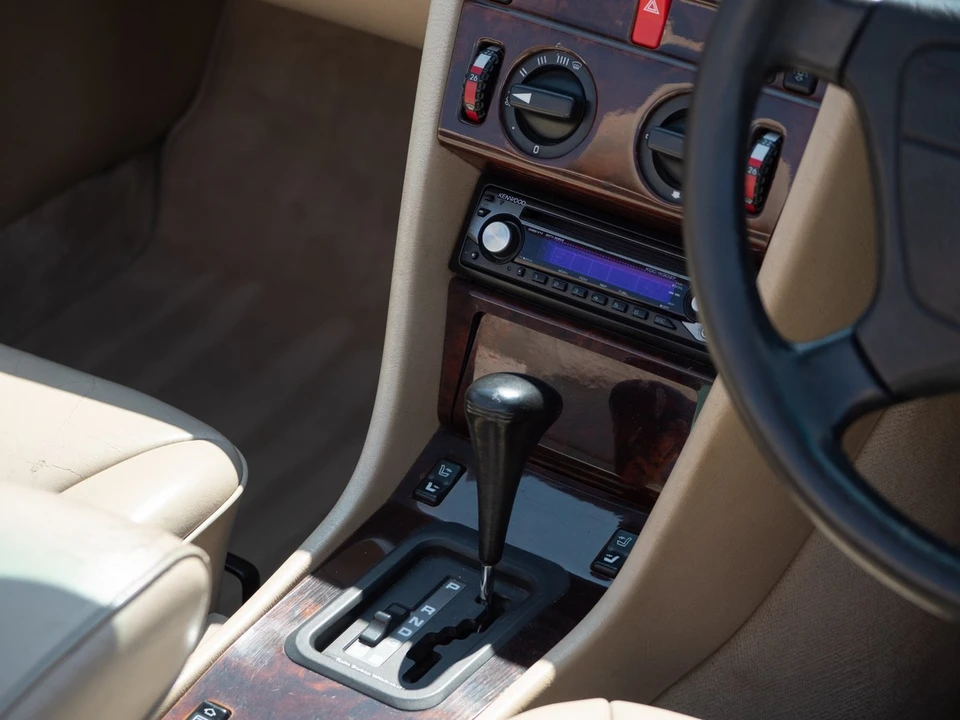1994 Mercedes-Benz W124 E-Class - Image 21 of 30