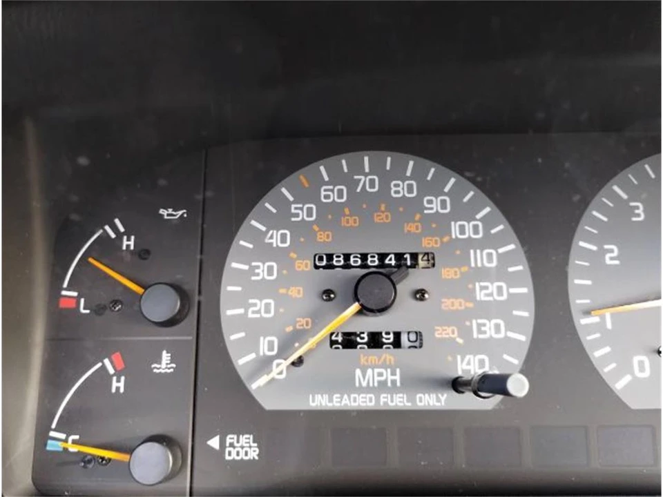 1994 Mercury Capri - Image 9 of 25