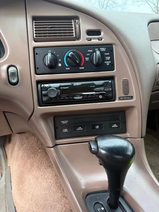 1994 Mercury Cougar 4th+ Gen - Image 8 of 10