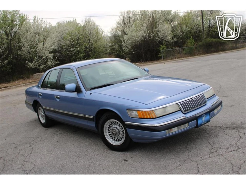 1994 Mercury Grand Marquis - Image 2 of 31