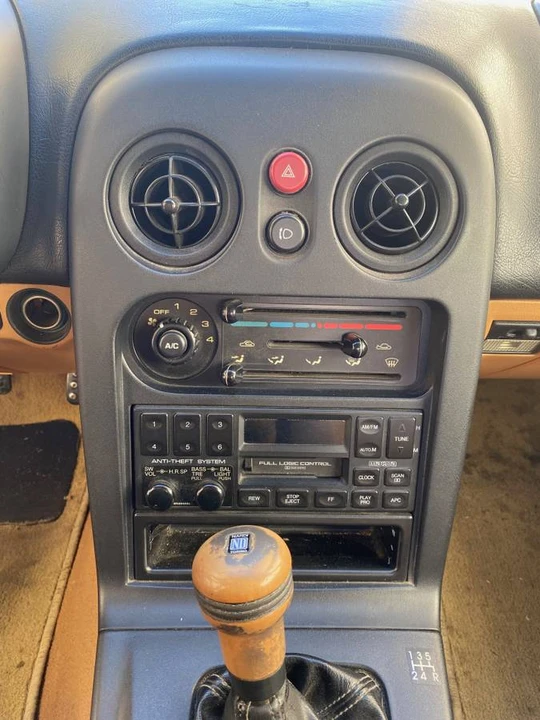 1994 Mazda NA MX-5 Miata - Image 12 of 12